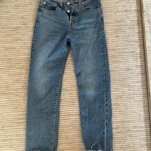 Levi’s blue wedgie straight jeans; size 25 perfect condition